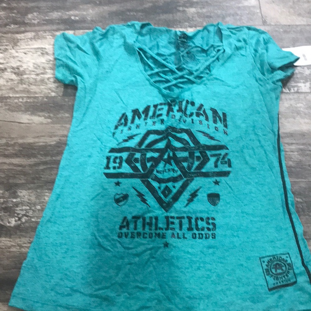 American Fighter T-shirt Size Med NWT